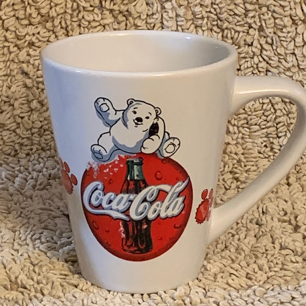 Coca Cola. Size os